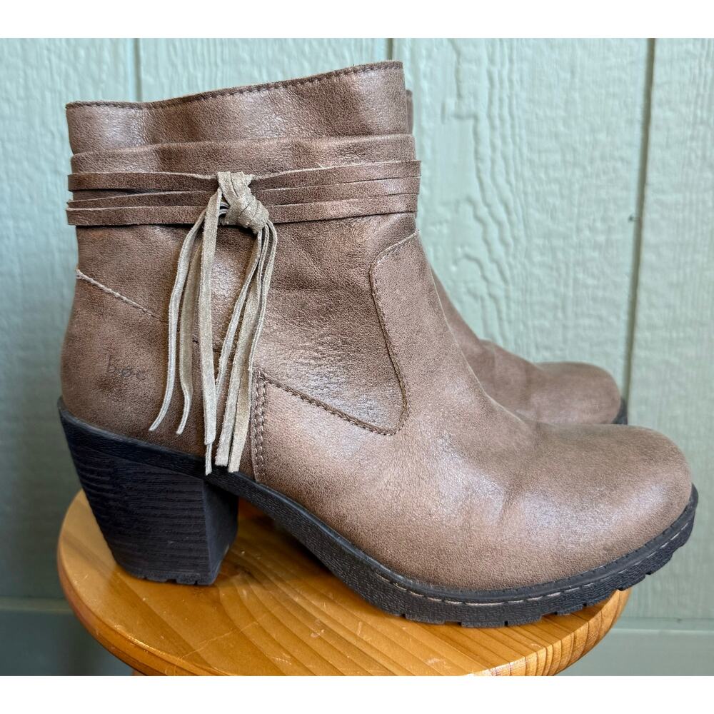 Born Alioudi Taupe Ankle Boots Size 11